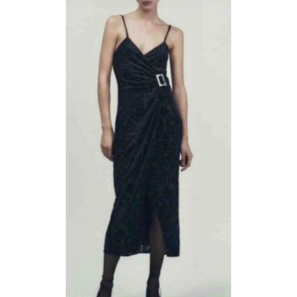 Zara Black Velvet Buckled Jacquard Midi Dress Size X Small NWT